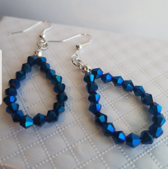 Swarovski Elements Teardrop Hoop Metallic Blue Earrings NWT - Picture 13 of 13